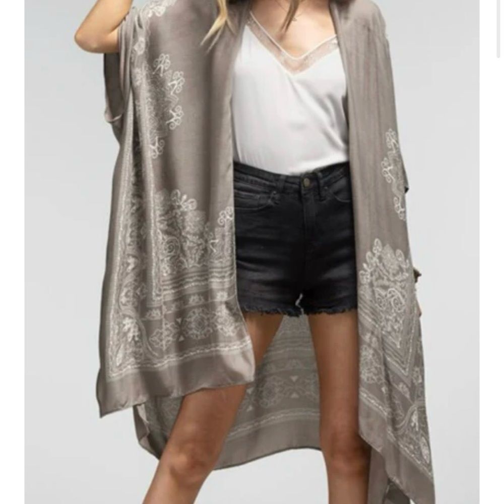 NWT Lana Roux Boho Style Oversize Kimono Cardigan In Women's One Size